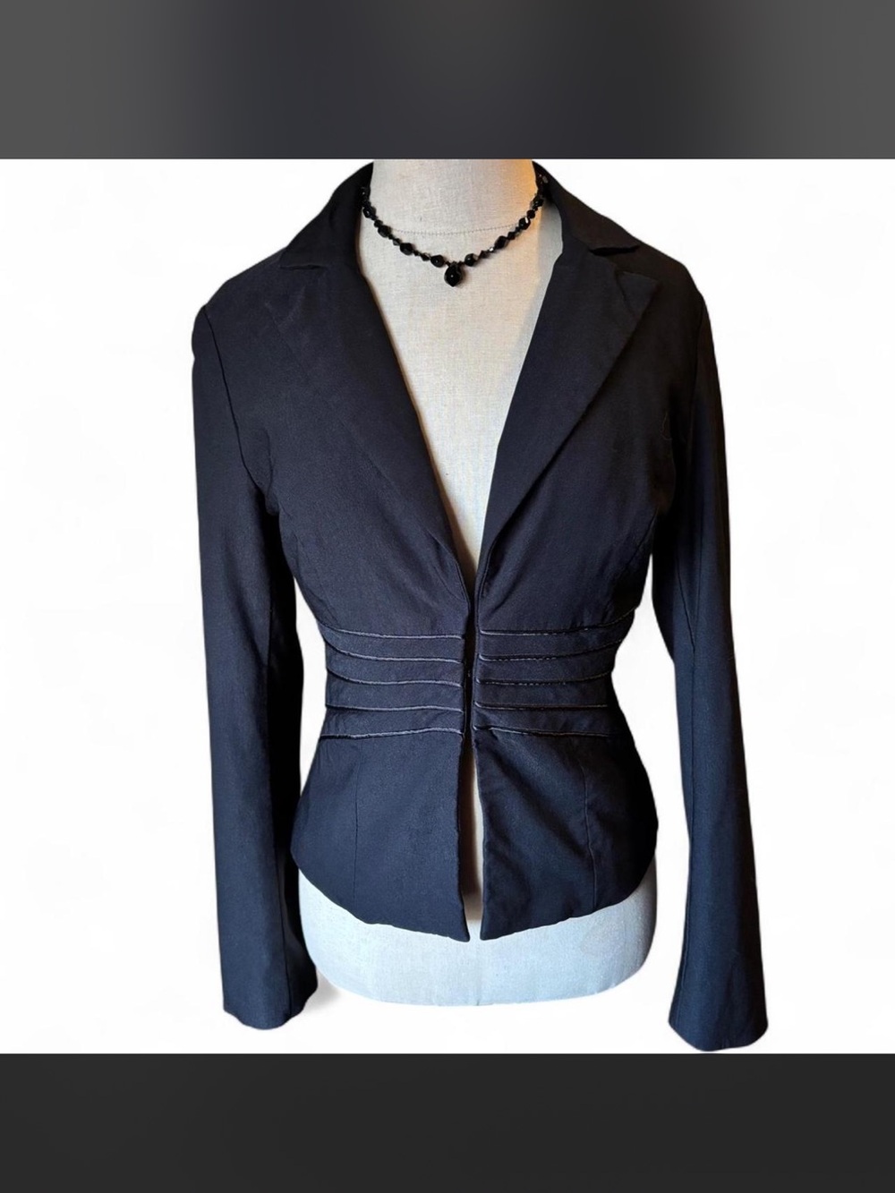 Vintage gothic black hook front collared long sleeve fitted blazer